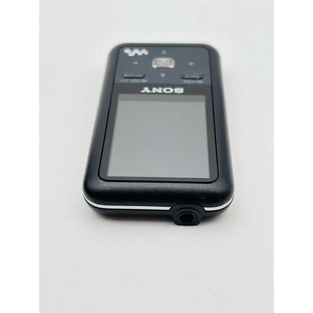 Sony Walkman NWZ-S618F Music Media Player Portable MP3 Black 732 Songs Works